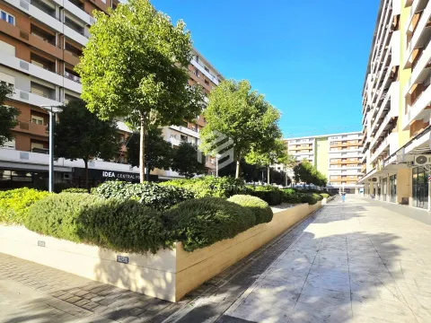 Rent, two bedroom apartment, 70m², Central Point, Podgorica - image 19