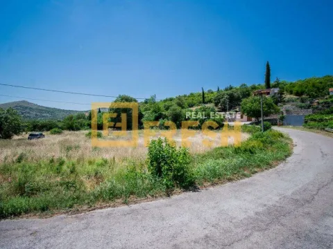 Sale, land lot, 1400m², Farmaci, Podgorica - image 2