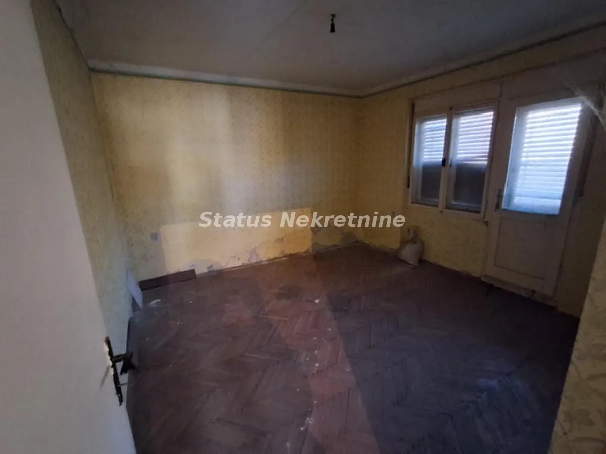 Prodaja, kuća, 250m², Novi Sad, Srbija