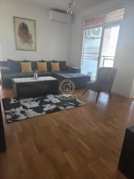 Izdavanje, četvorosoban stan, 90m², Medijana, Niš - image 17
