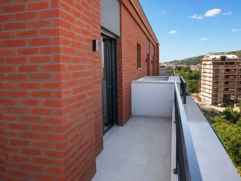 Prodaja, garsonjera, 125m², Preko Morače, Podgorica - image 12