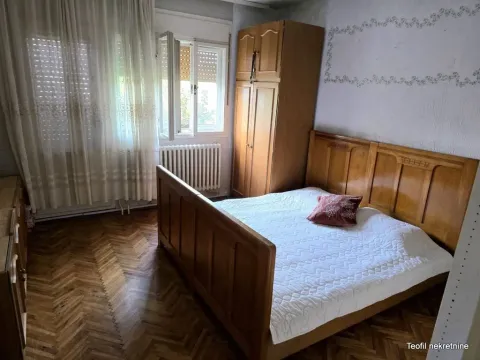 Prodaja, kuća, 92m², Nova Pazova, Stara Pazova - image 8