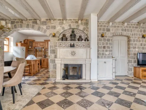 Prodaja, kuća, 480m², Reževići, Budva - image 9