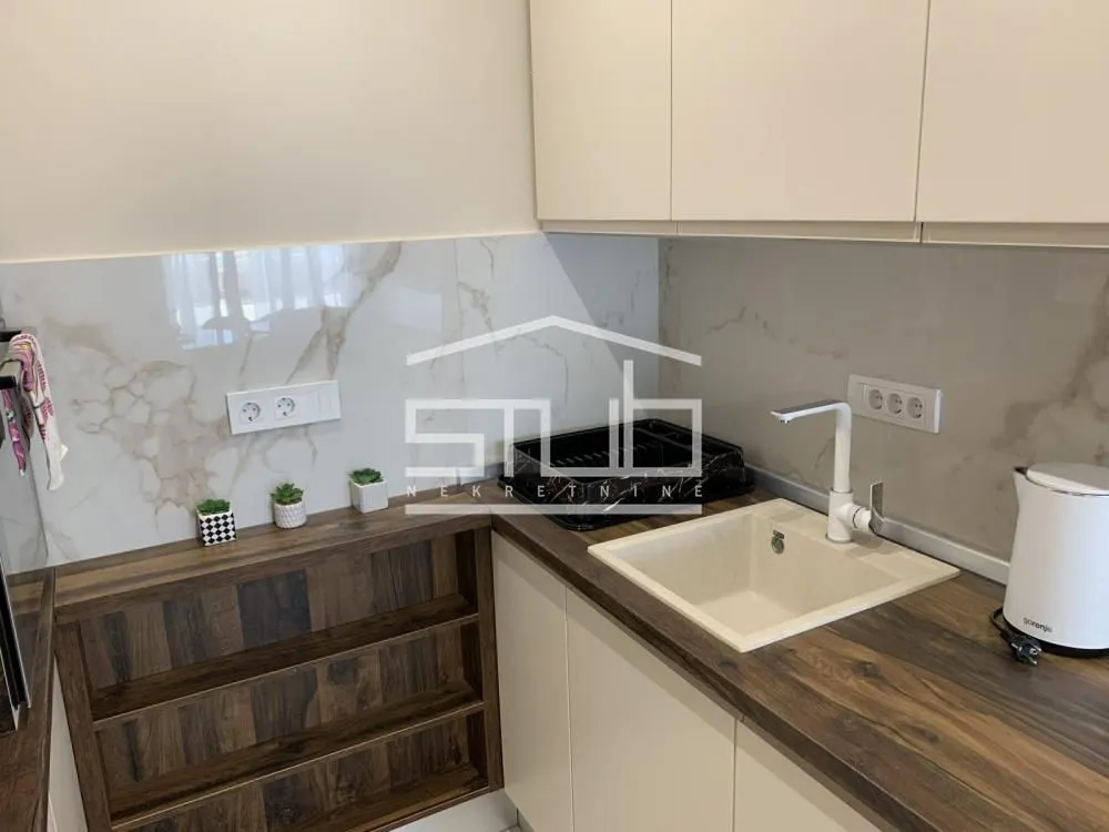 Rent, three bedroom apartment, 75m², Zeleni Venac, Beograd