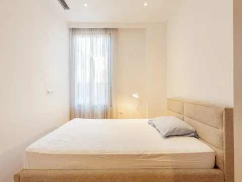 Prodaja, dvosoban stan, 103m², Centar, Tivat - image 11