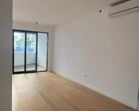 Sale, one bedroom apartment, 58m², Bečići, Budva - image 1