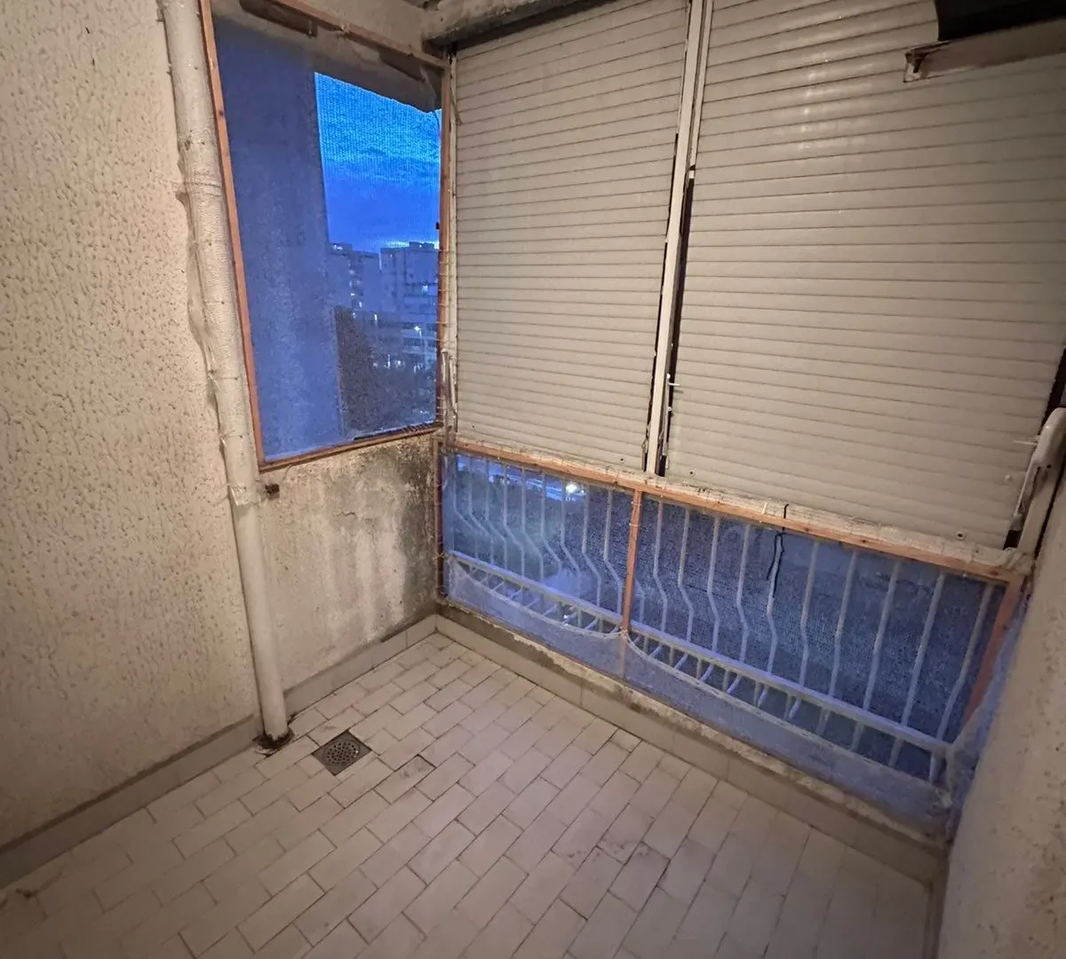 Izdavanje, dvosoban stan, 71m², Centar, Podgorica