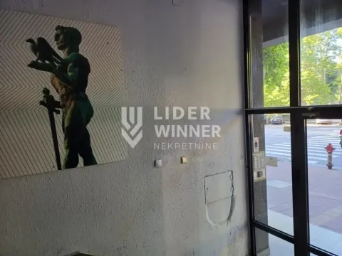 Sale, two bedroom apartment, 70m², Vračar Sve Podlokacije, Beograd