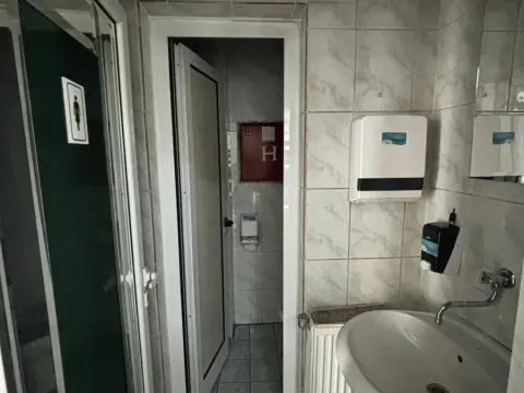 Rent, office space, 450m², Medijana, Niš - image 15