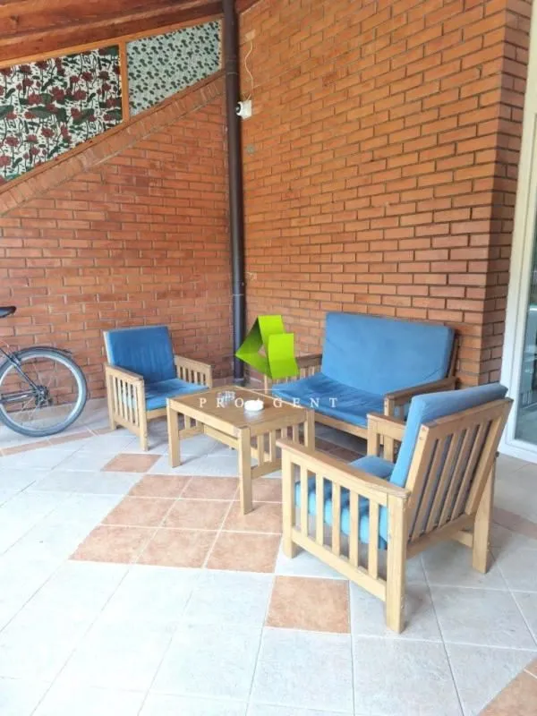 Rent, office space, 300m², Pantelej, Niš