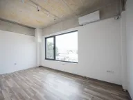 Izdavanje, poslovni prostor, 371m², Stari Aerodrom, Podgorica - image 10