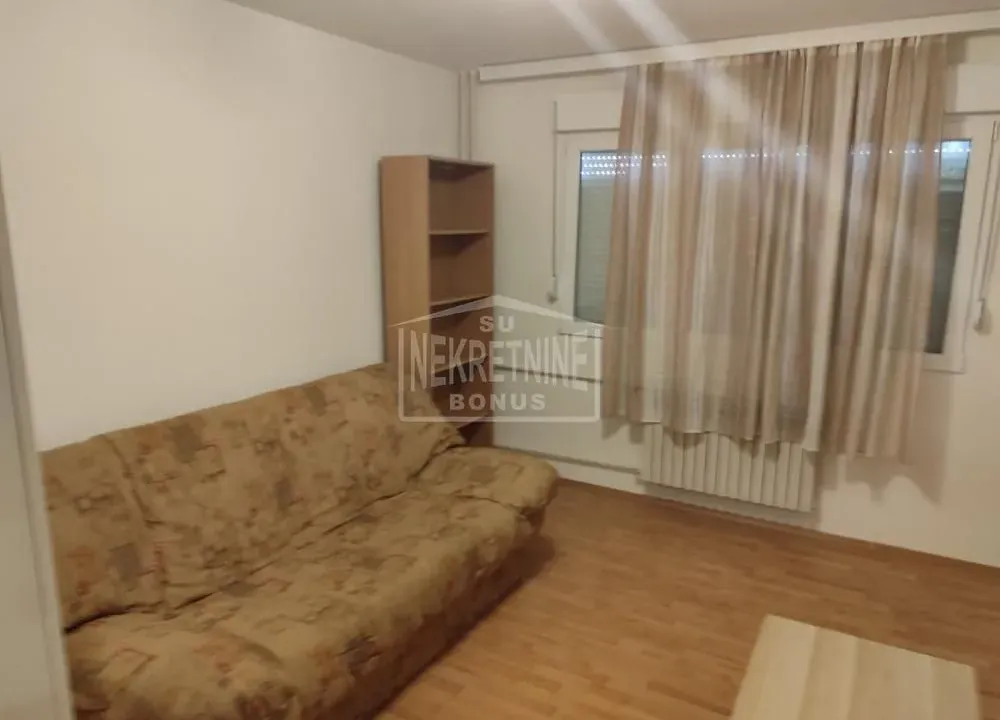 Izdavanje, jednosoban stan, 38m², Radijalac, Subotica