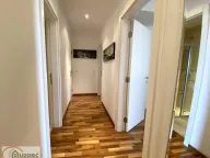 Izdavanje, trosoban stan, 122m², Stari Grad, Beograd - image 10