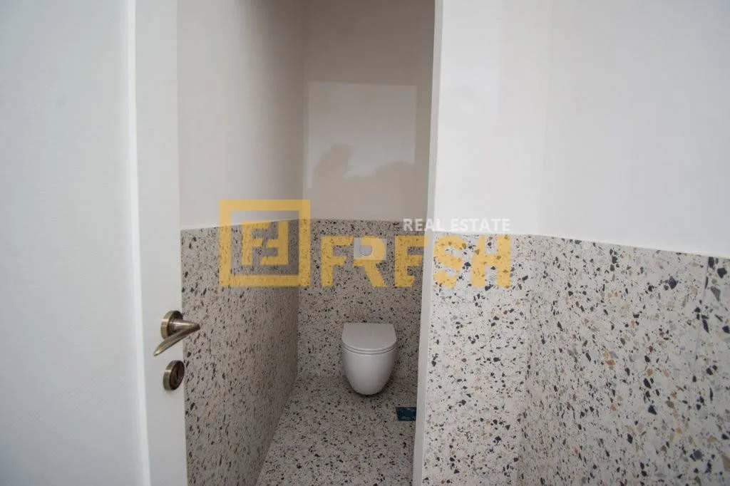 Rent, house, 700m², Zeta, Podgorica