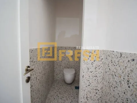 Izdavanje, kuća, 700m², Zeta, Podgorica - image 25