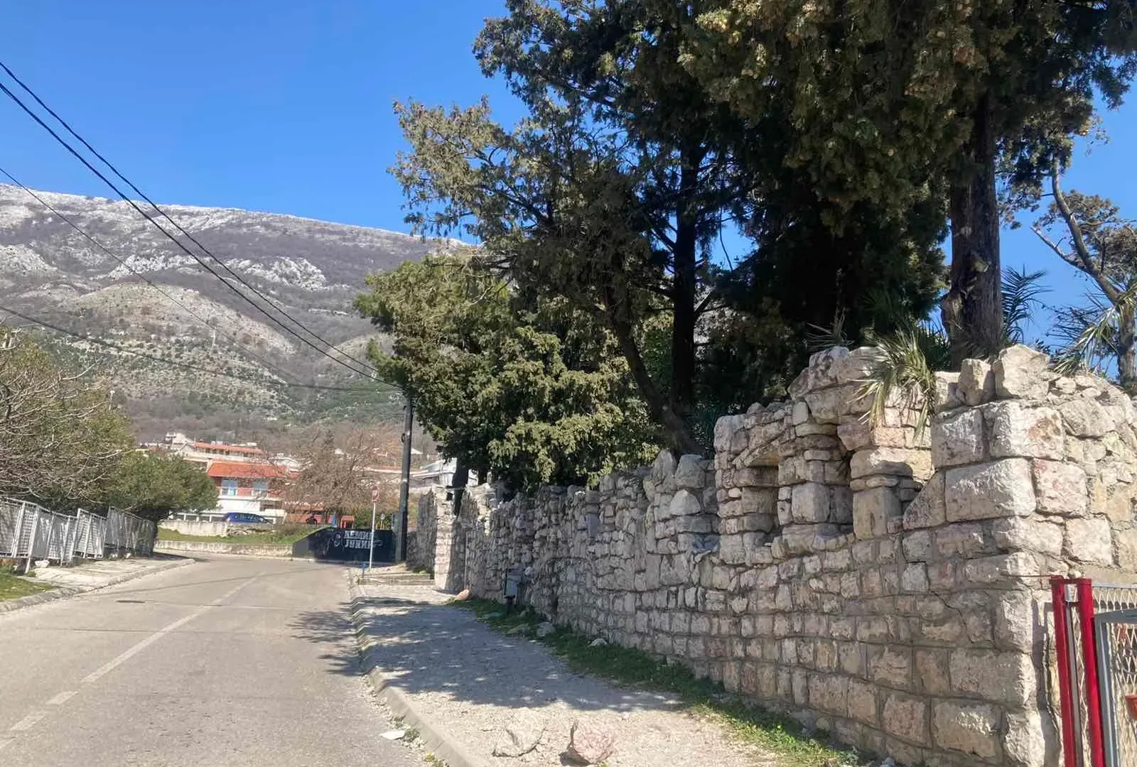 Sale, house, 284m², Bar, Crna Gora