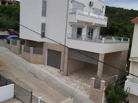 Sale, house, 220m², Bar, Crna Gora - image 10