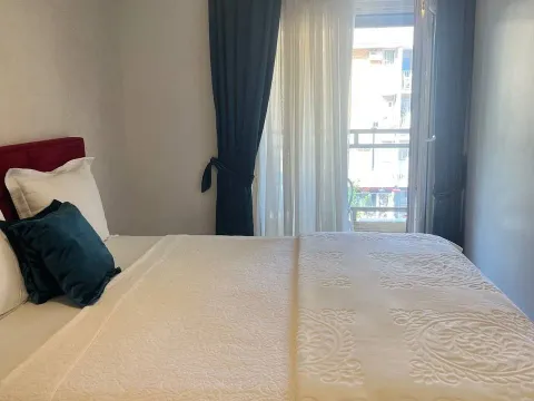 Prodaja, jednosoban stan, 47m², Centar, Budva - image 3