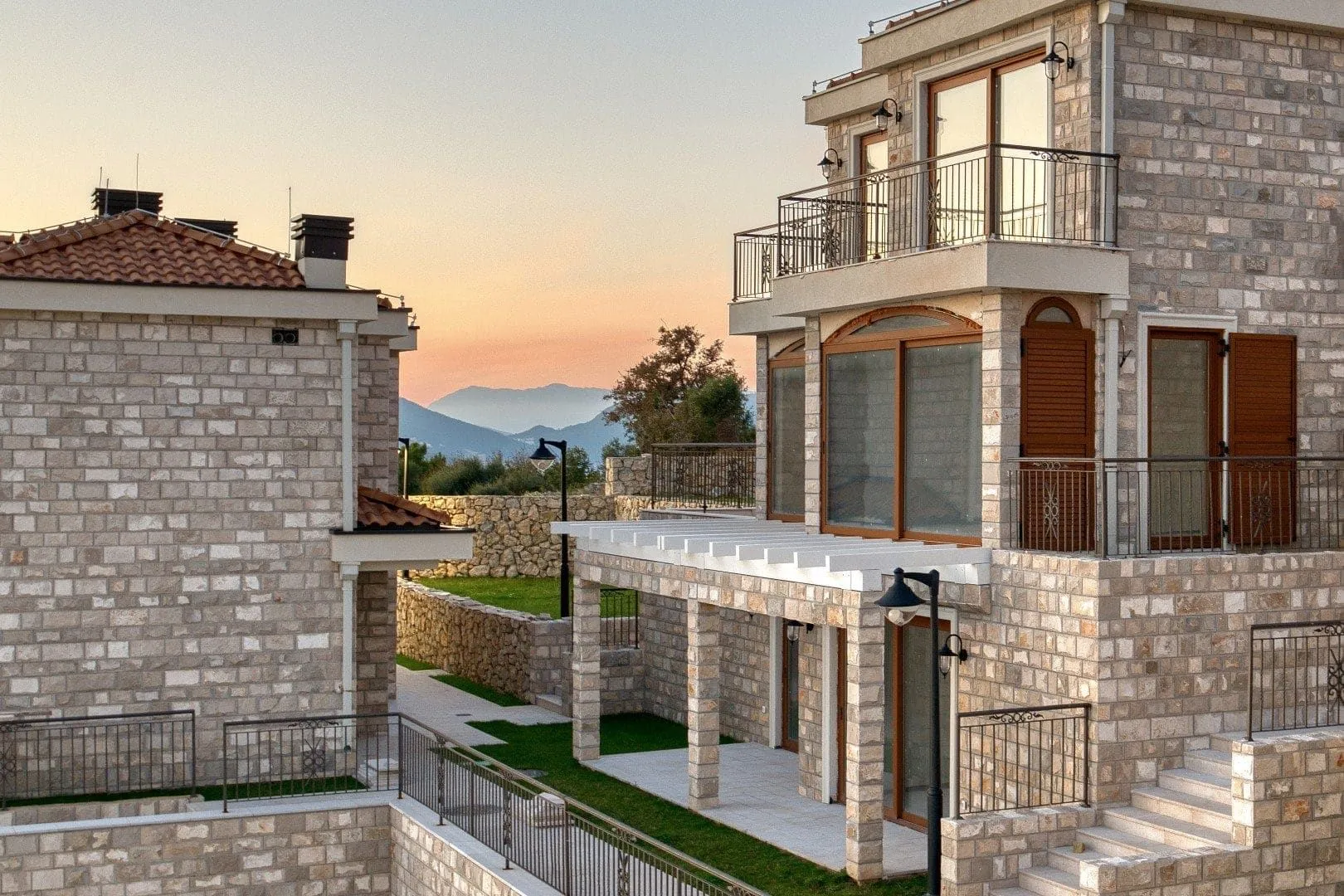 Sale, house, 130m², Reževići, Budva