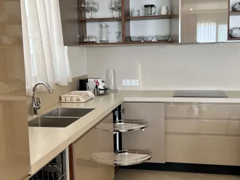 Prodaja, stan, 110m², Budva, Crna Gora - image 3