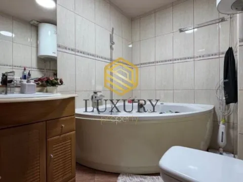 Prodaja, trosoban stan, 109m², Preko Morače, Podgorica - image 9