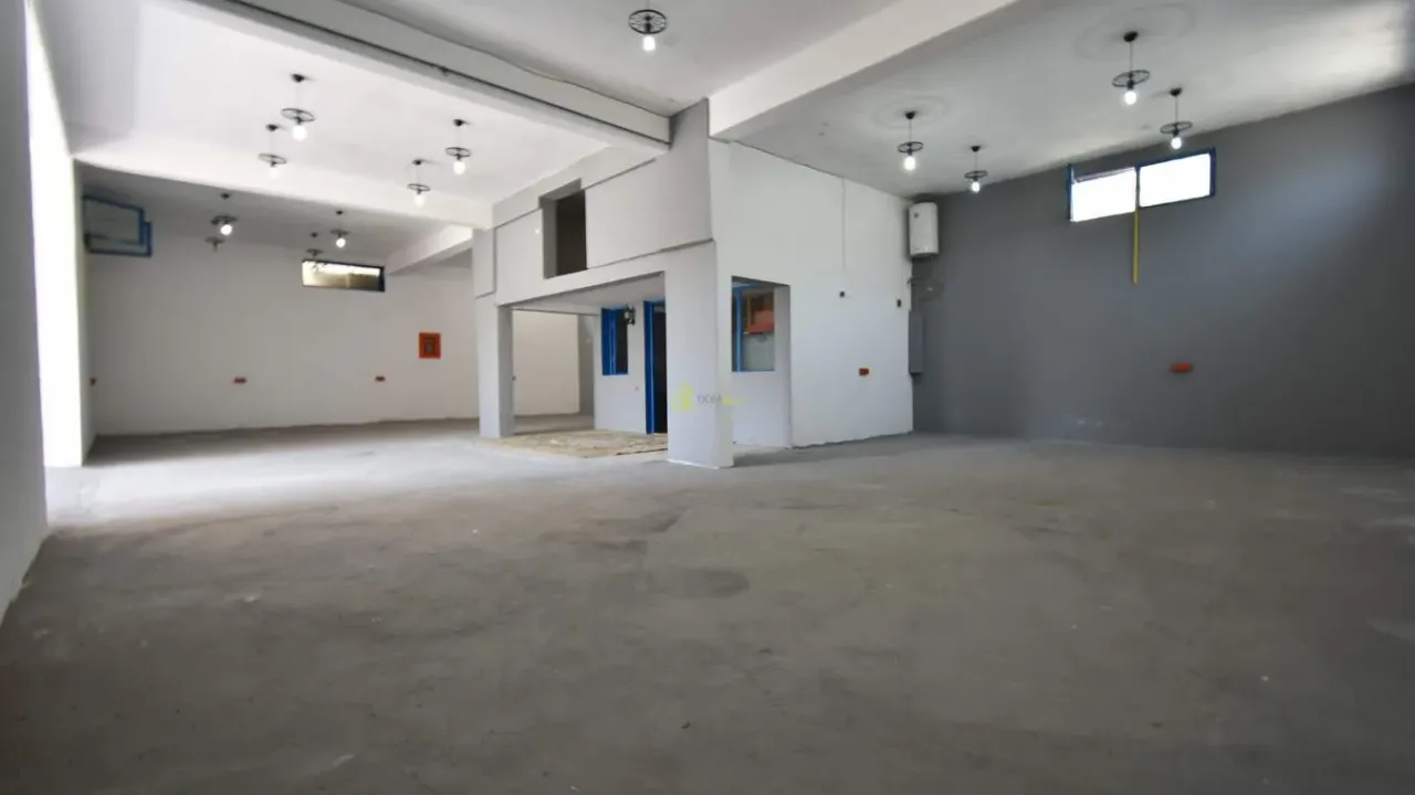 Izdavanje, poslovni prostor, 180m², Zabjelo, Podgorica