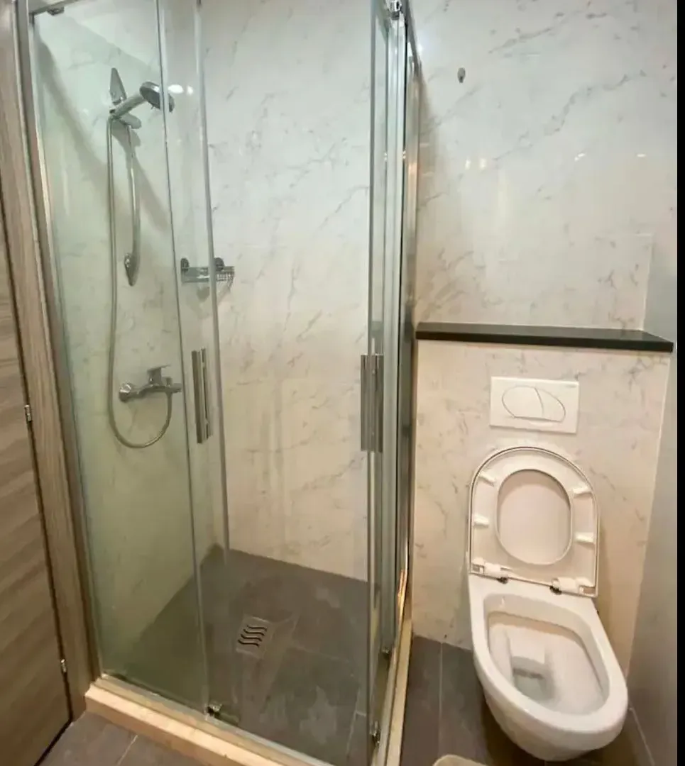 Izdavanje, garsonjera, 25m², Pod Kuk, Tivat