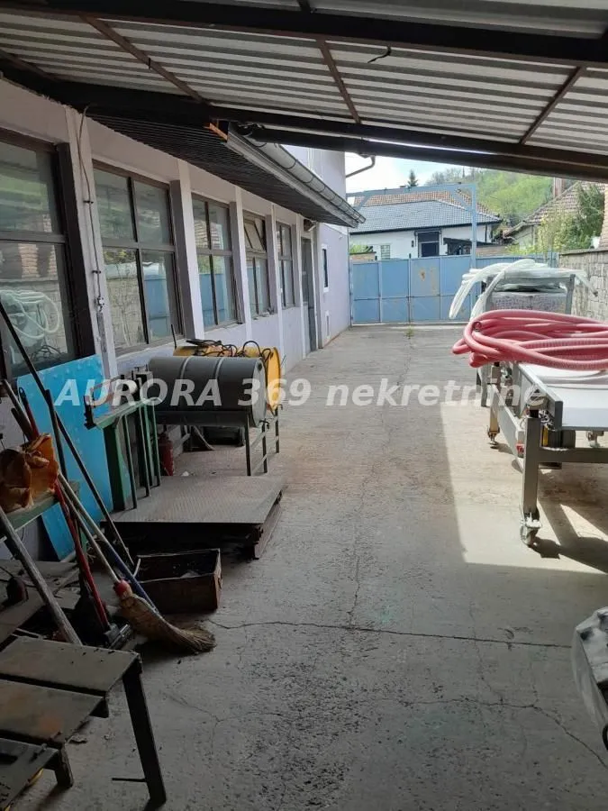 Prodaja, poslovni prostor, 383m², Čerević, Beočin