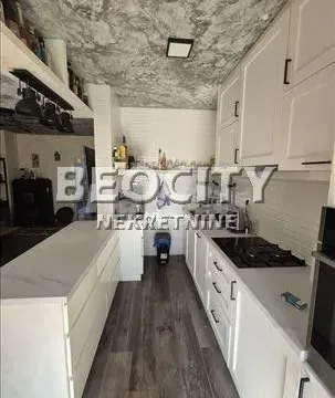 Izdavanje, četvorosoban stan, 100m², Autokomanda, Voždovac Sve Podlokacije - image 10