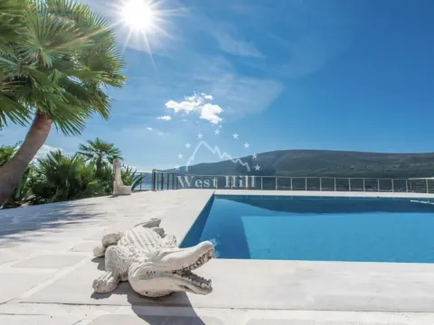 Sale, house, 760m², Đenovići, Herceg Novi - image 4