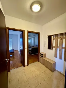 Izdavanje, jednosoban stan, 52m², City Kvart, Podgorica - image 7