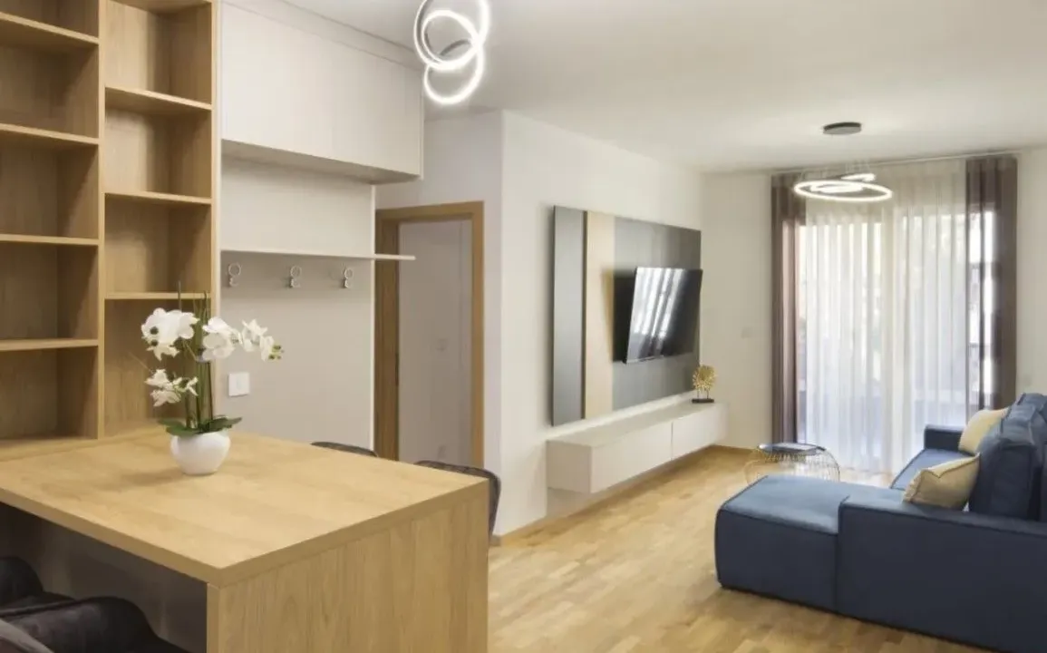 Sale, two bedroom apartment, 55m², Bečići, Budva