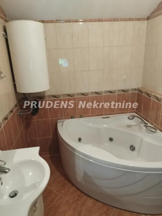 Rent, apartment, 100m², Surčin, Beograd