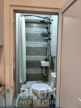 Rent, one bedroom apartment, 28m², Blok 9, Podgorica - image 3