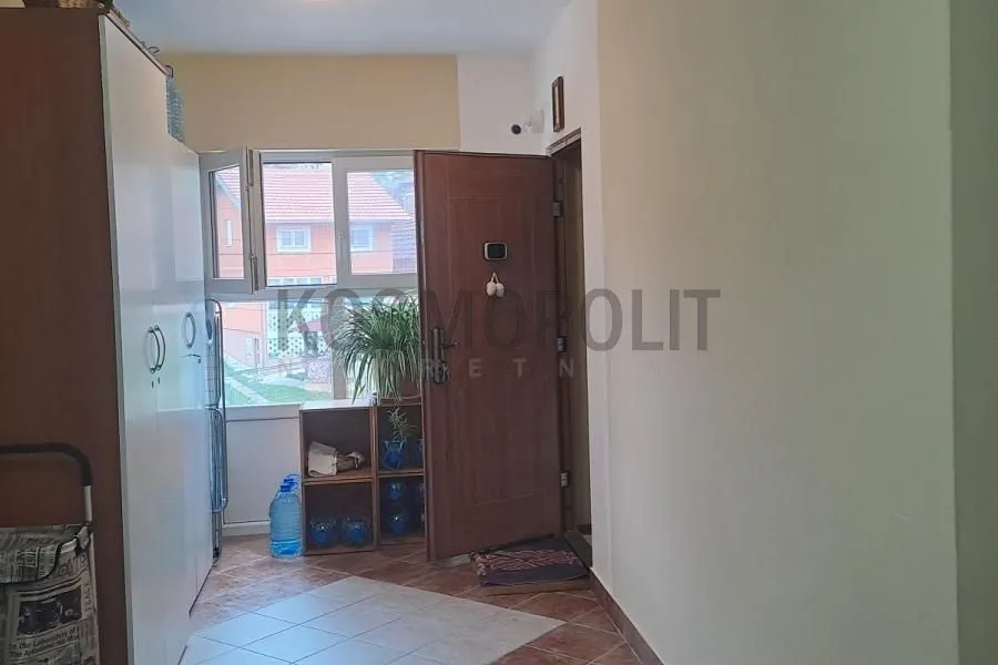 Prodaja, trosoban stan, 65m², Mionica, Srbija