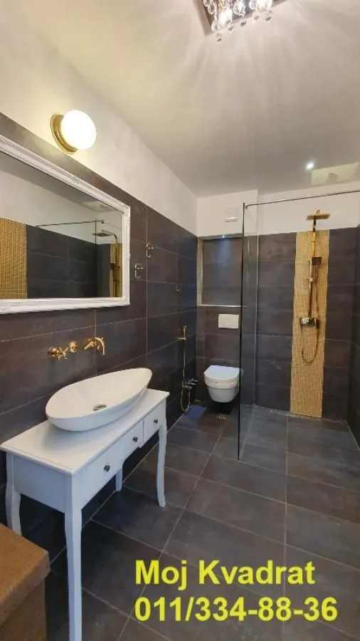 Rent, house, 500m², Čukarica, Beograd