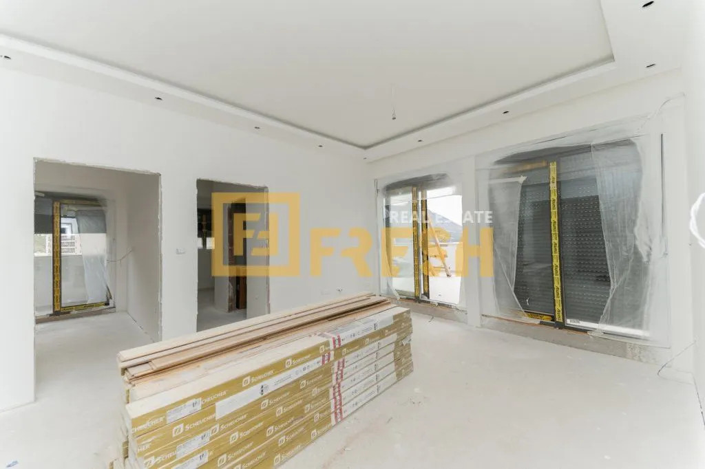 Sale, three bedroom apartment, 80m², Bečići, Budva