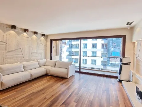 Prodaja, trosoban stan, 313m², Budva, Crna Gora - image 24