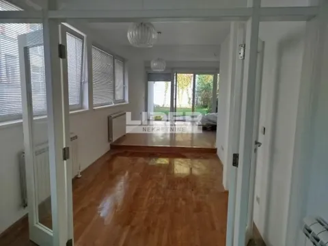 Rent, house, 300m², Savski Venac, Beograd