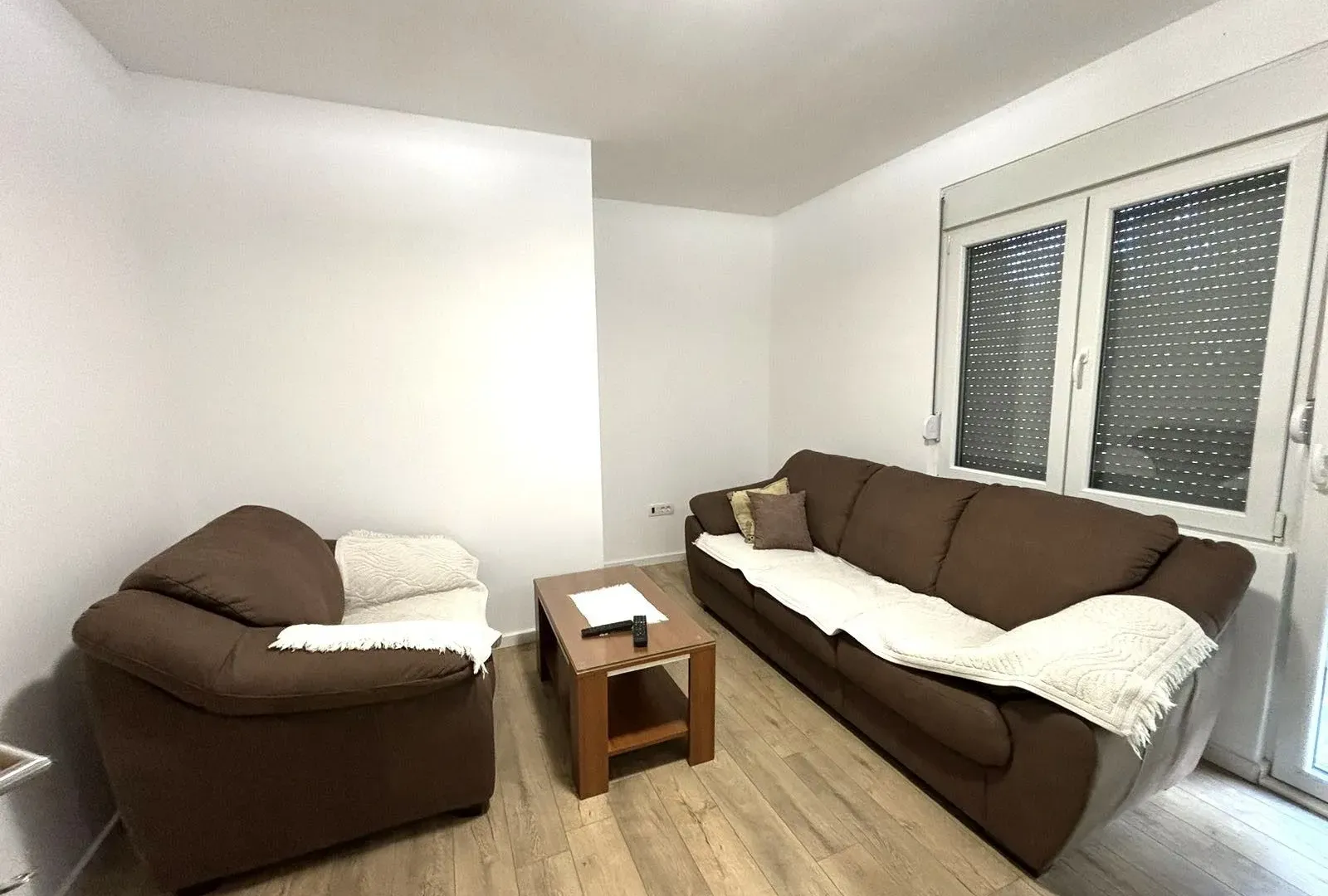 Izdavanje, dvosoban stan, 68m², Autobuska stanica, Podgorica