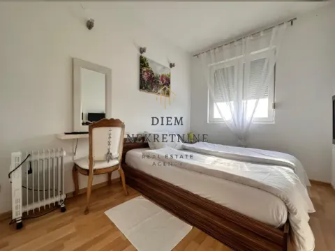 Izdavanje, jednosoban stan, 35m², Stari Aerodrom, Podgorica - image 9