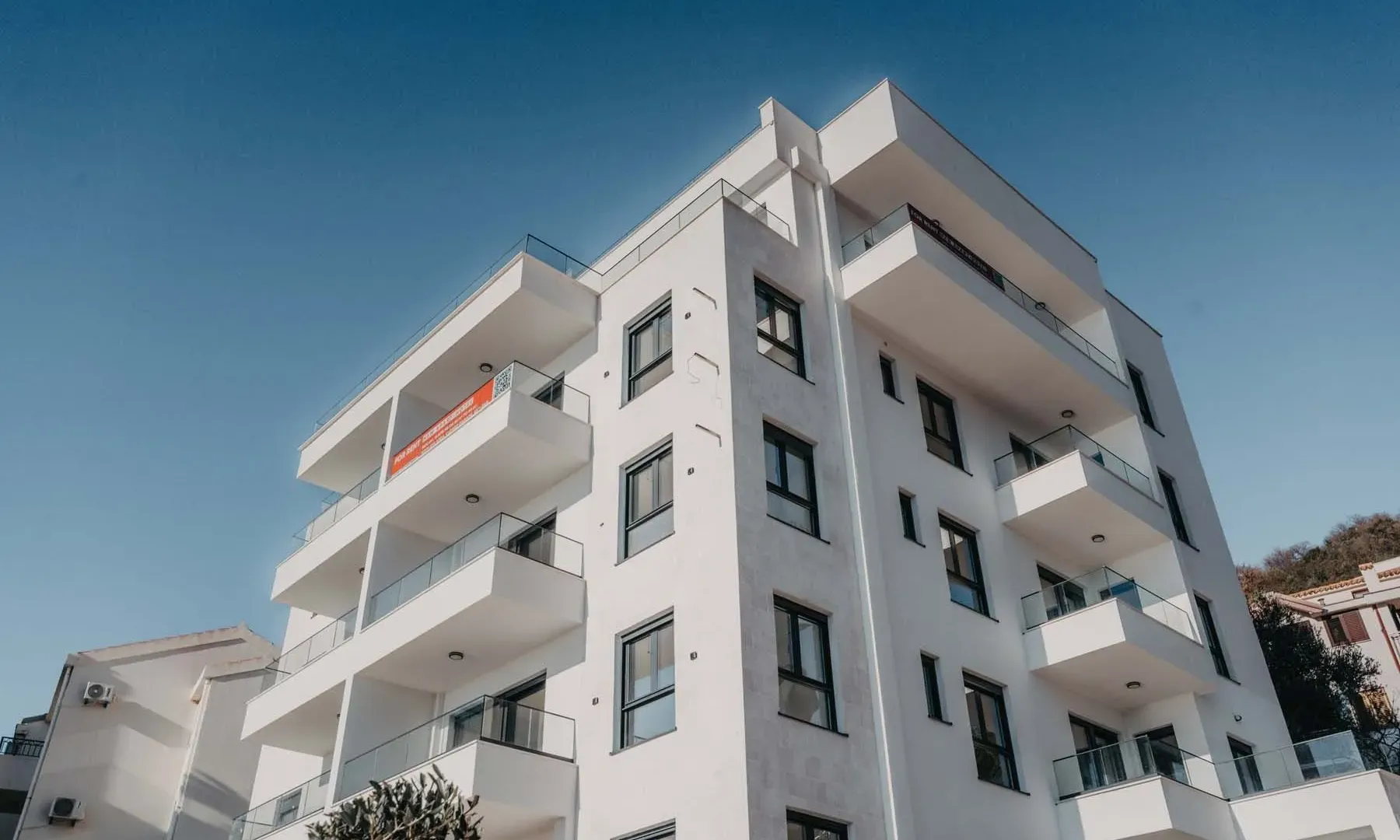 Izdavanje, ugostiteljski objekat, 1600m², Budva, Crna Gora