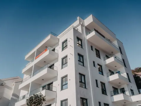 Izdavanje, ugostiteljski objekat, 1600m², Budva, Crna Gora - image 27