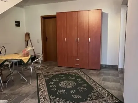 Prodaja, kuća, 240m², Kraljevo, Srbija - image 10