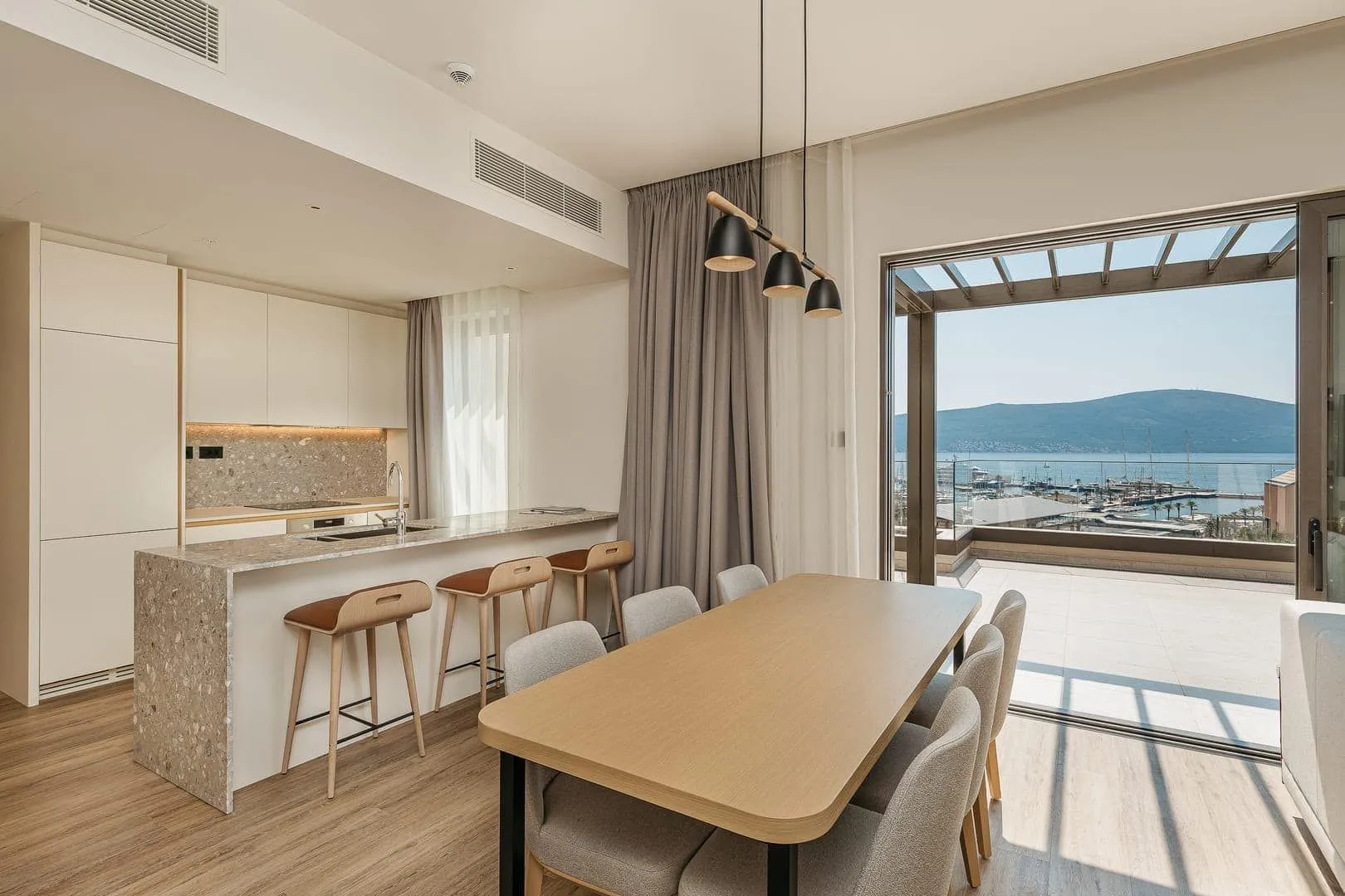 Prodaja, trosoban stan, 199m², Porto Montenegro, Tivat