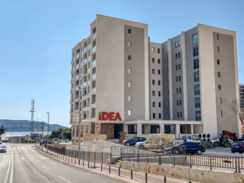 Prodaja, dvosoban stan, 55m², Bečići, Budva - image 11