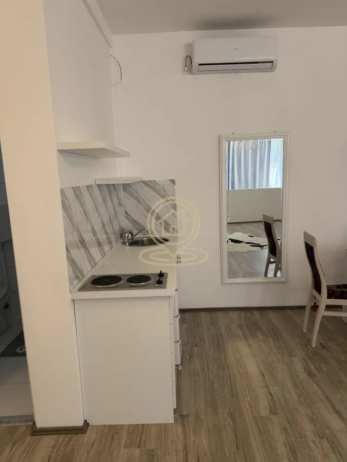 Izdavanje, dvosoban stan, 64m², Palilula, Niš