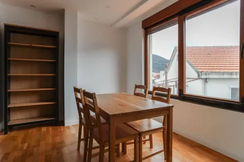 Sale, one bedroom apartment, 65m², Podmaine, Budva - image 30