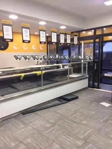 Izdavanje, poslovni prostor, 112m², Đeram Pijaca, Beograd