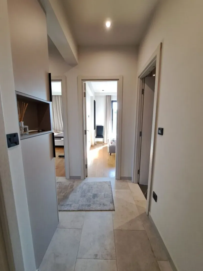 Izdavanje, dvosoban stan, 74m², Zagorič, Podgorica